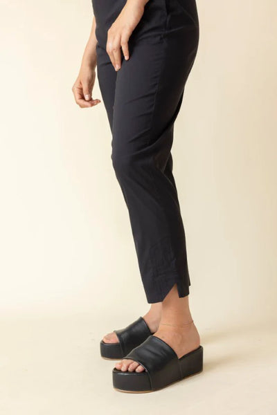 Habitat Spring/Summer, 17962 Easy Crop Pant, Black