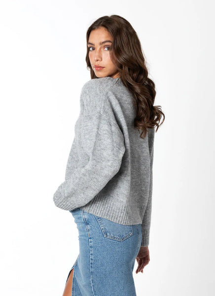 C'est Moi  Sweater, CESWT5103 Crop V Neck Sweater