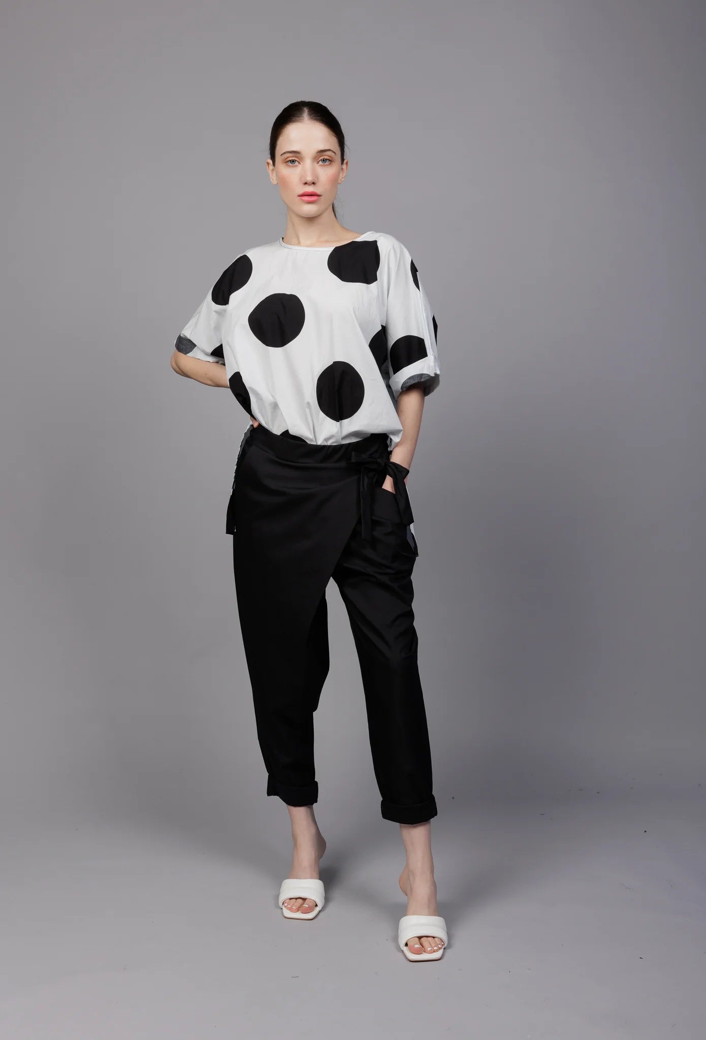 Paolo Tricot, SU6201 Cross Over Pant with Tie, Black