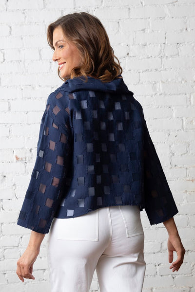 Olivia/Liv, 610101 Outside the Box Top, Navy