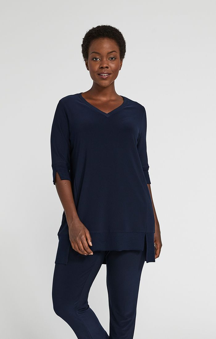 Sympli, 23166 Motion Step Hem Tunic, Elbow sleeve